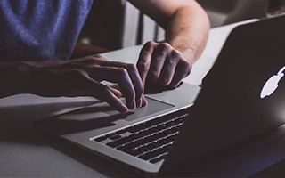 开云体育链接-队记：青岛男篮以国家队为标准，四个字毫无保留