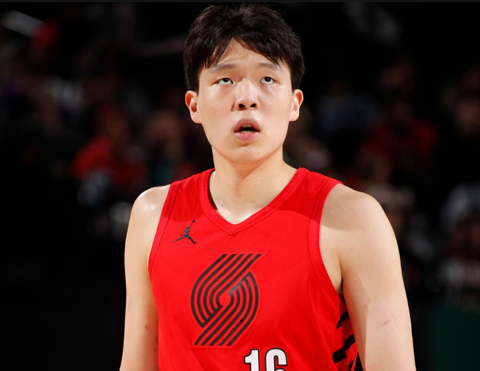 开云体育链接-美媒：杨瀚森亮眼特质没能带到NBA舞台 把他留在发展联盟是最优解